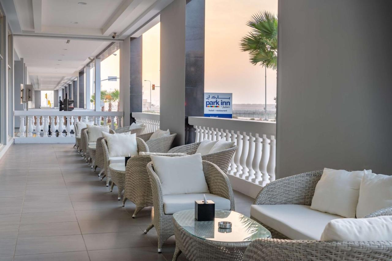 Park Inn By Radisson Jubail Industrial City Exteriör bild