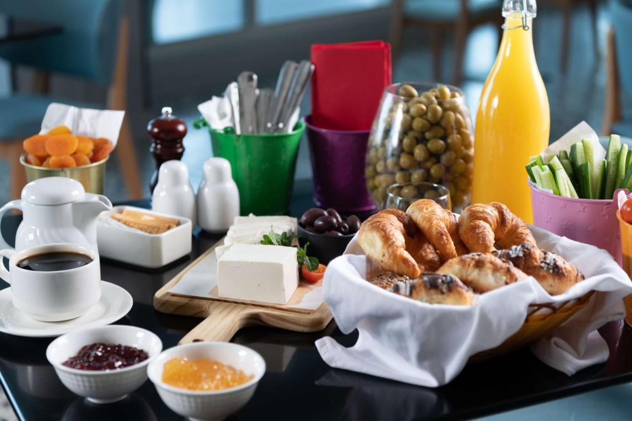 Park Inn By Radisson Jubail Industrial City Exteriör bild