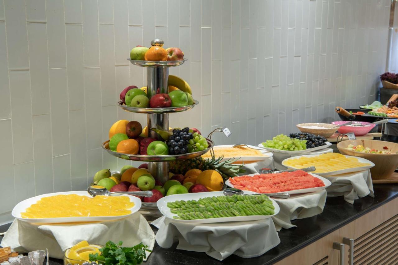 Park Inn By Radisson Jubail Industrial City Exteriör bild