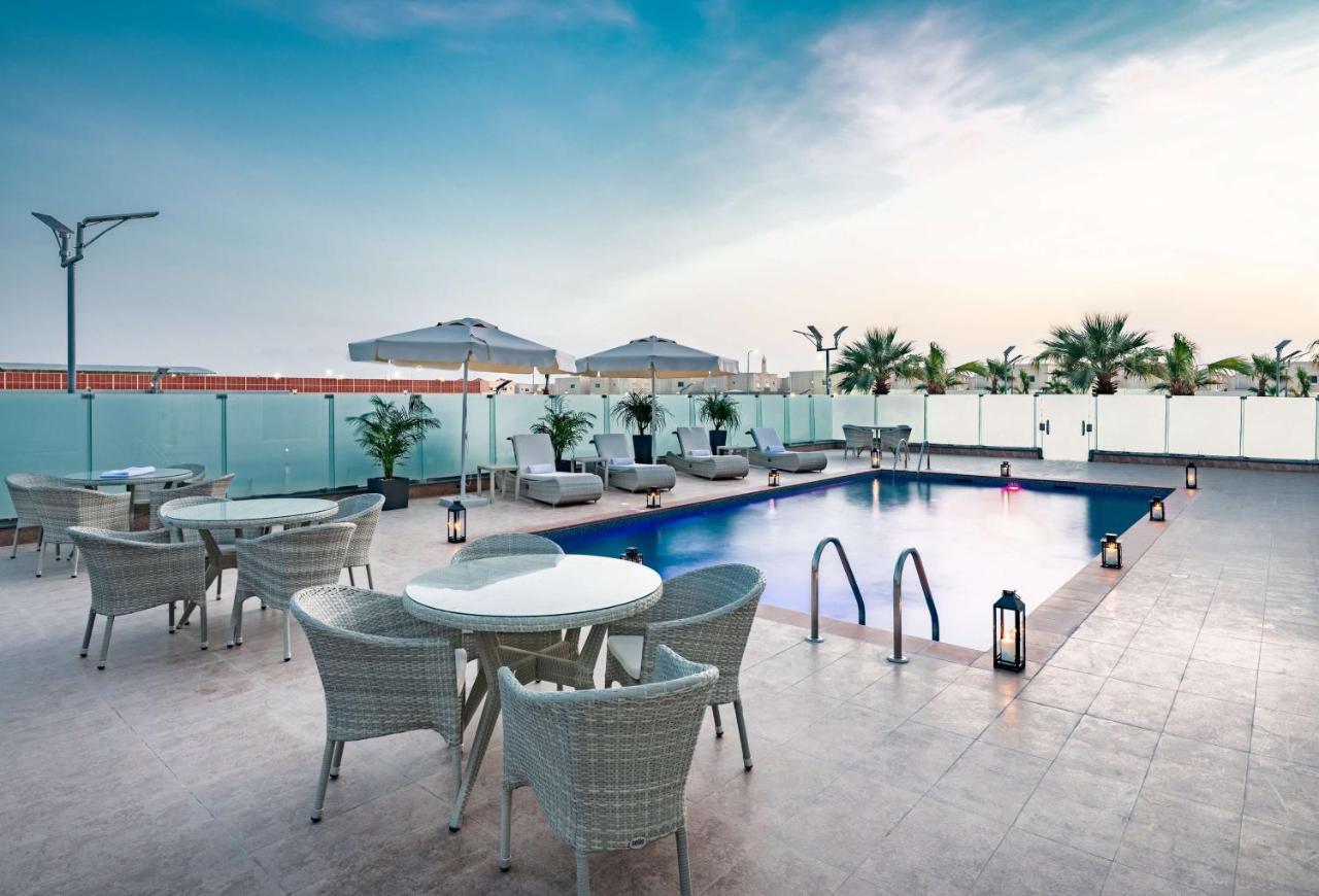 Park Inn By Radisson Jubail Industrial City Exteriör bild