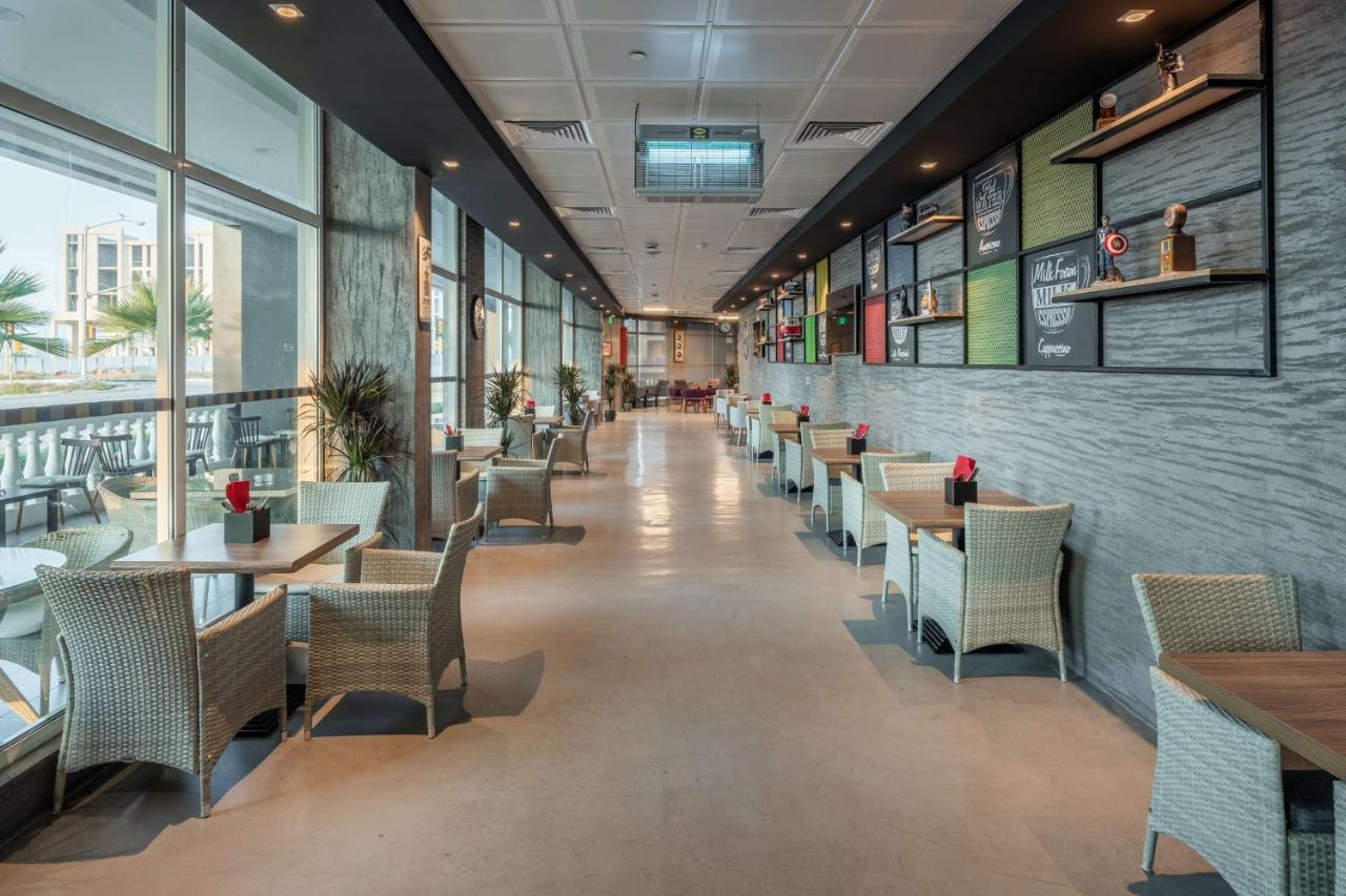 Park Inn By Radisson Jubail Industrial City Exteriör bild